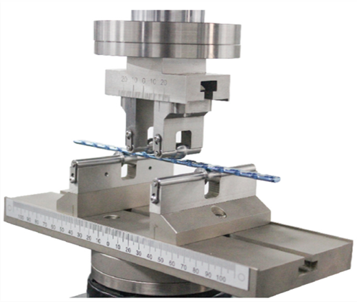 1669946151443846.png 接骨板靜態(tài)四點彎曲試驗.png