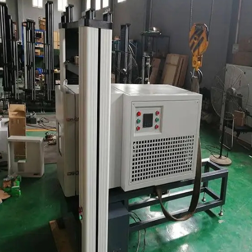 1706756674175653.png 1微機(jī)控制高低溫試驗(yàn)機(jī)3.png